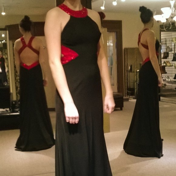 Prom - Evening - Graduation - Dress - Picture 3 of 10